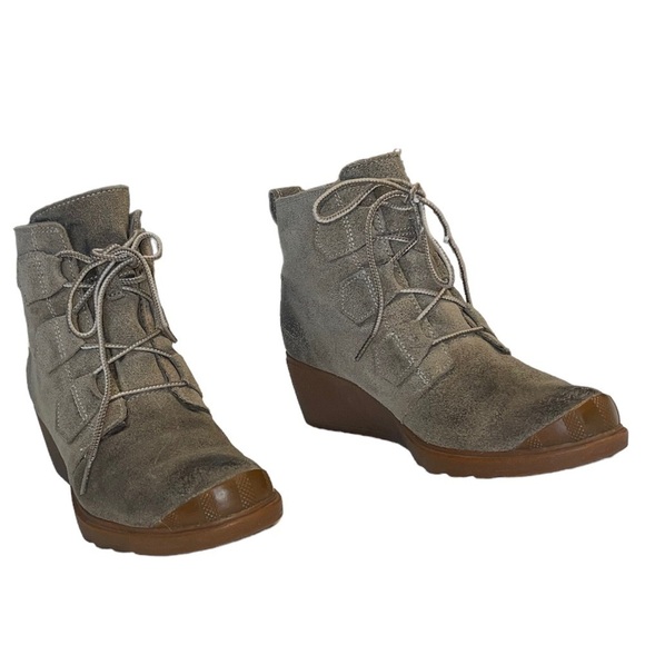Sorel Toronto Oiled suede leather Waterproof Lace-up Wedge Boot. Size 9.5 GUC - Picture 10 of 14